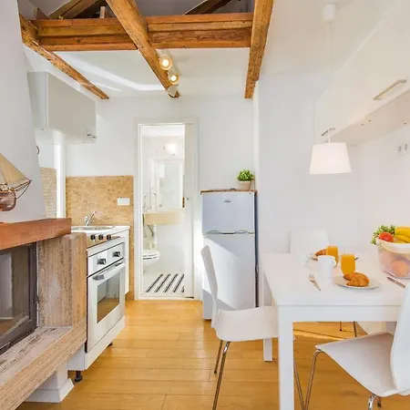 Walls By Irundo Dubrovnik